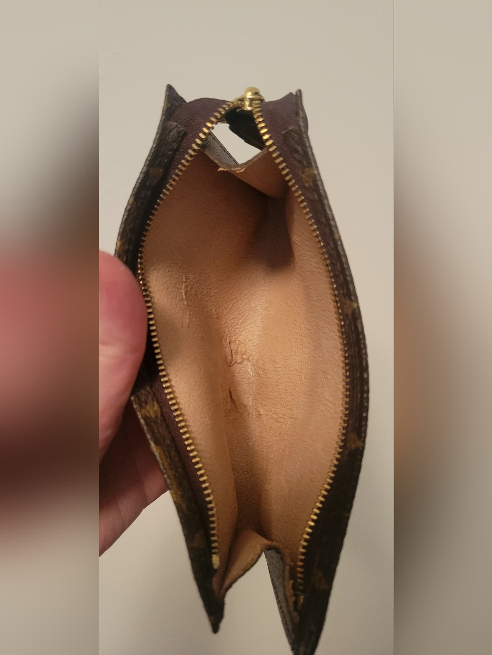 Authentic Louis Vuitton Monogram Pouch - Picture 9 of 11